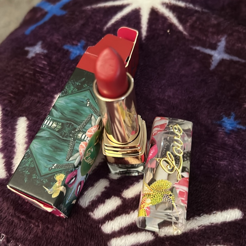 Lipstick 💄 - Picture 4 of 5